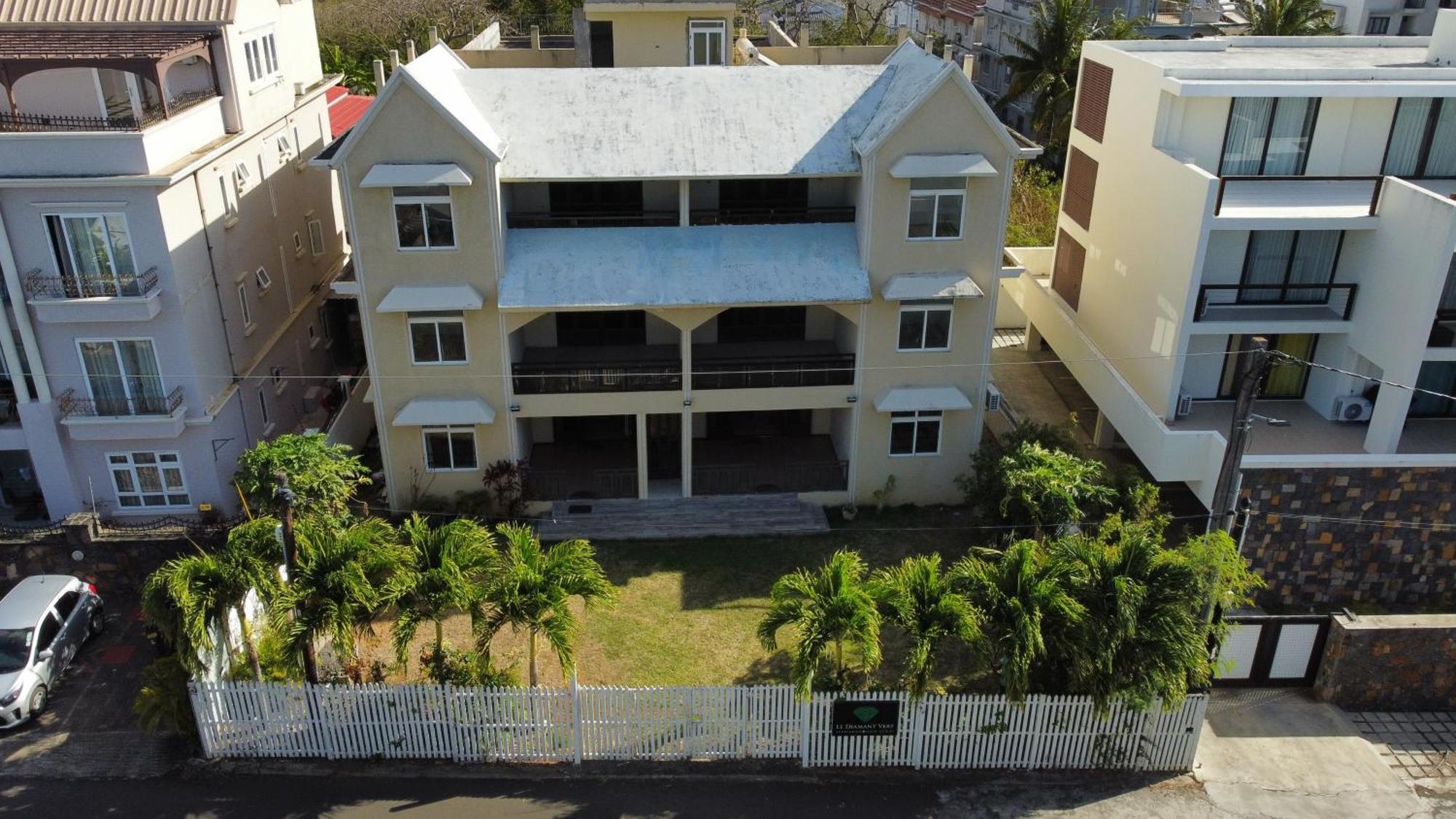Le Diamant Vert Apartments @ Mont Choisy Extérieur photo